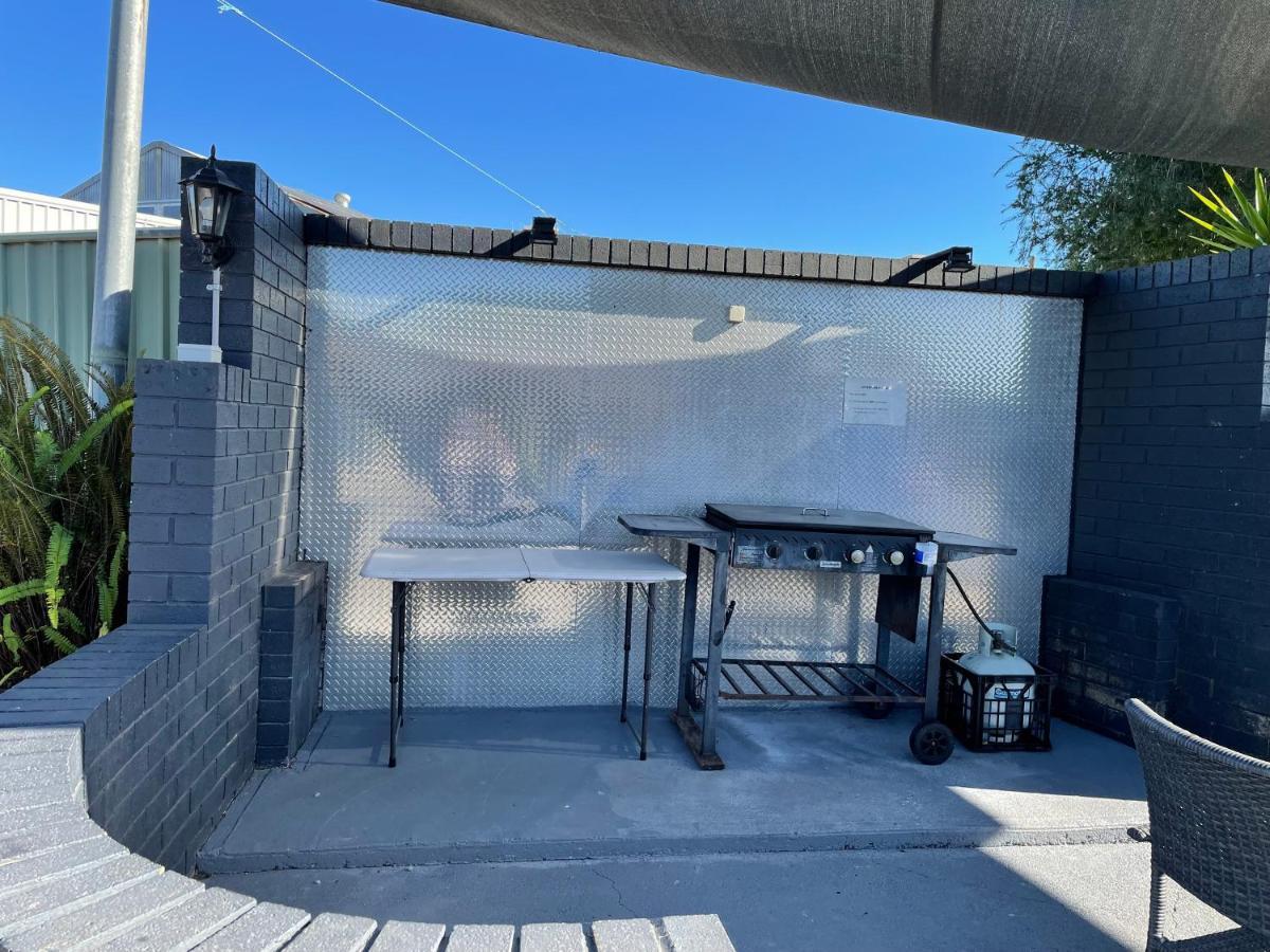 Highway Motor Inn Taree Εξωτερικό φωτογραφία